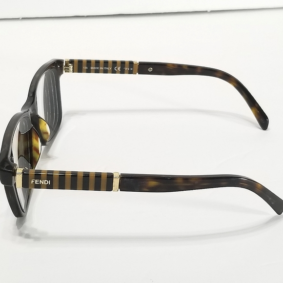 Fantastic looking Fendi eyeglasses Frames - Picture 2 of 16